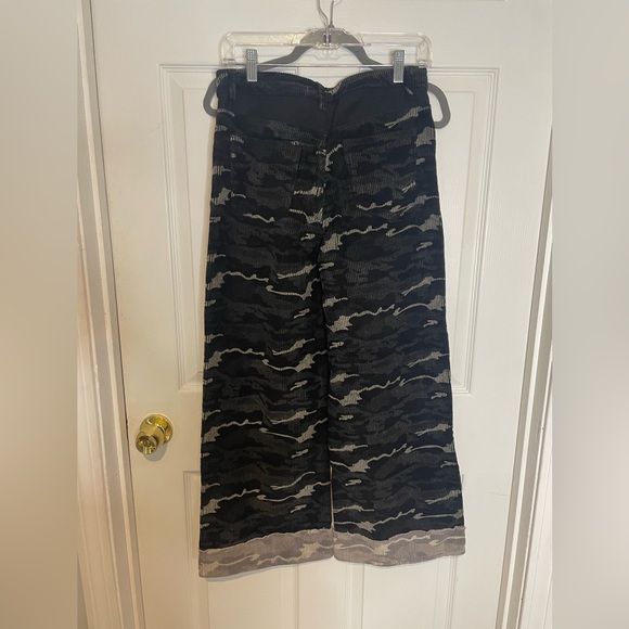 NWOT POL Rare Black Camo Wide Leg Corduroy Pants with Denim inserts & Cuffs Sz S - Picture 8 of 9